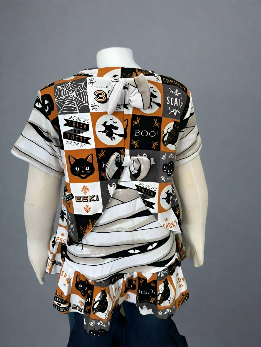 Girl's 2-toned Halloween Top